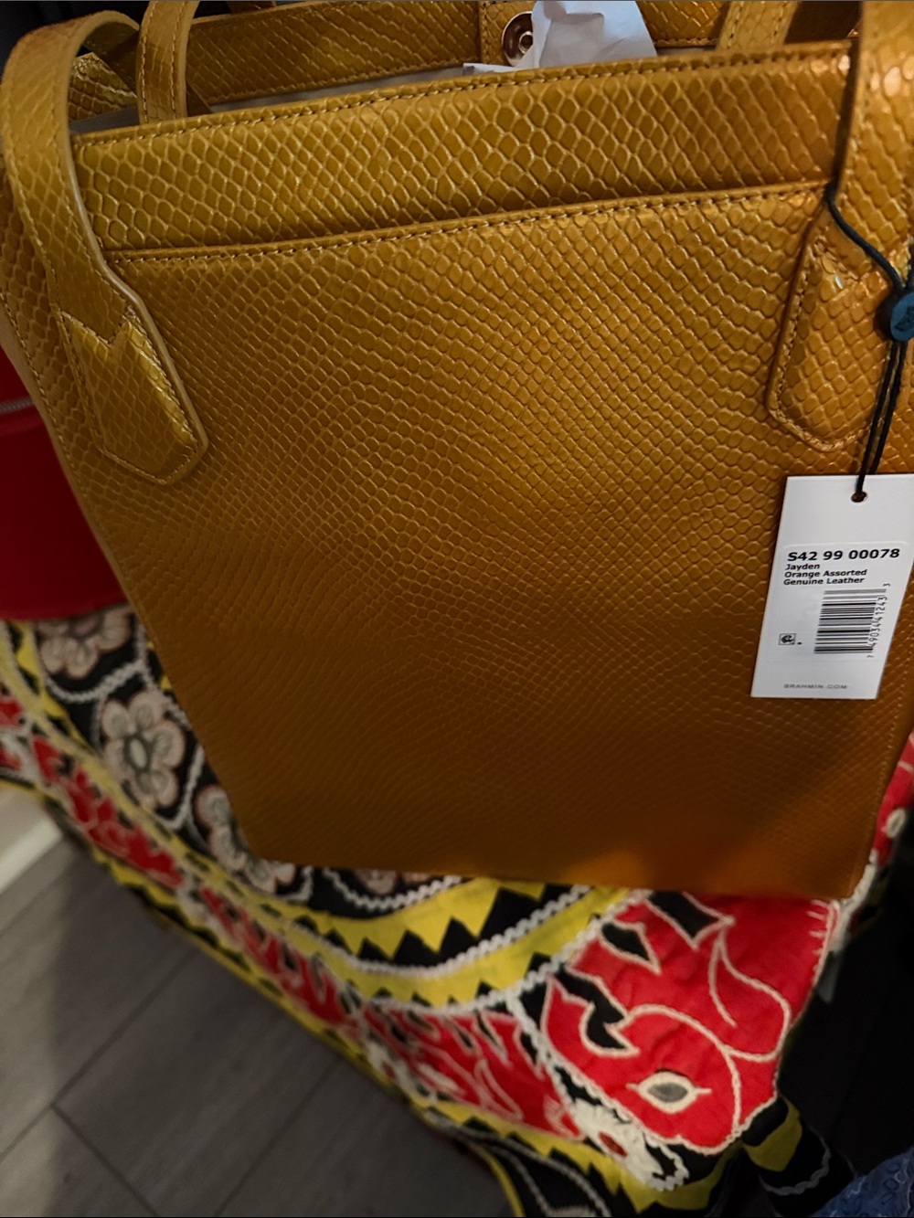 Brahmin Mustard Yellow /Orange Textured Tote with Hang Tag - Picture 4 of 12